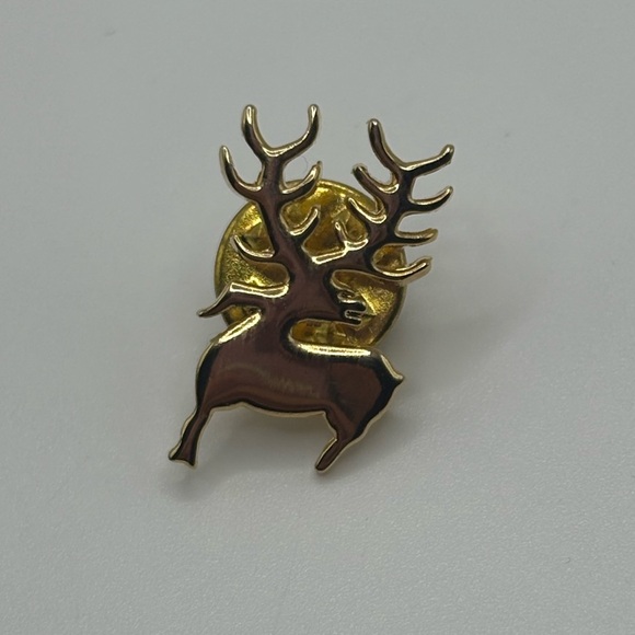 Jewelry - Buck Deer Elk Reindeer Antlers Christmas Gold Tone Metal Lapel Pin Pinback